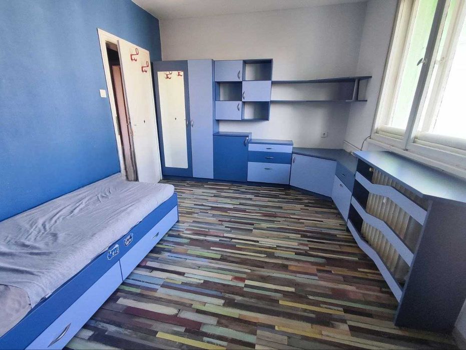 Дава се под наем Тристаен апартамент в София, Гео Милев - 97 кв.м за 750 € - Снимка #2