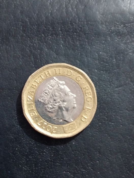 Moneda cu regina Elisabeta 2017