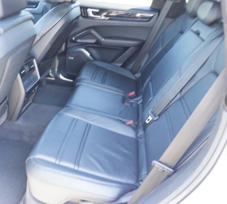 Продаётся Porsche Cayenne 2019