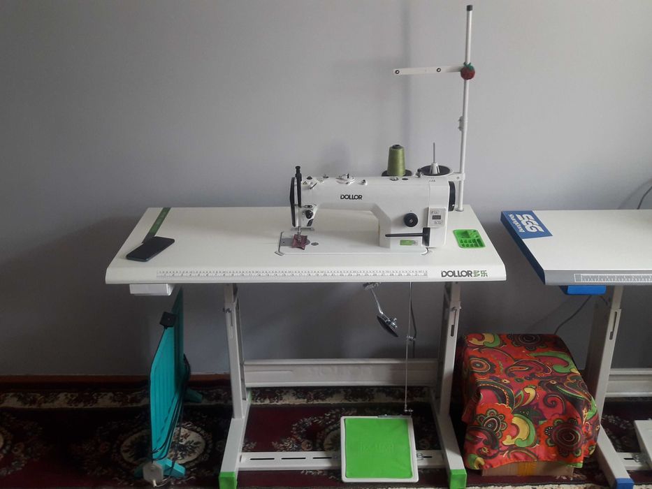 Швейная машина DOLLOR