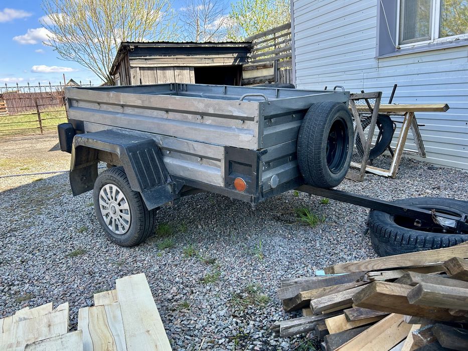 Прицеп автомобильный.