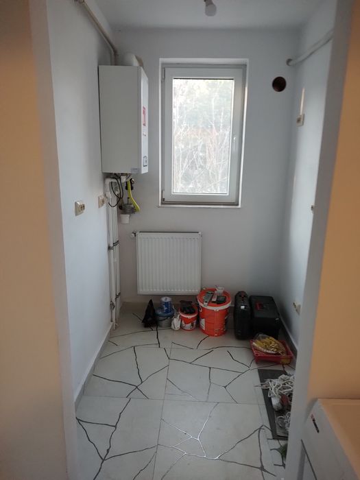 Vând apartament 2 camere