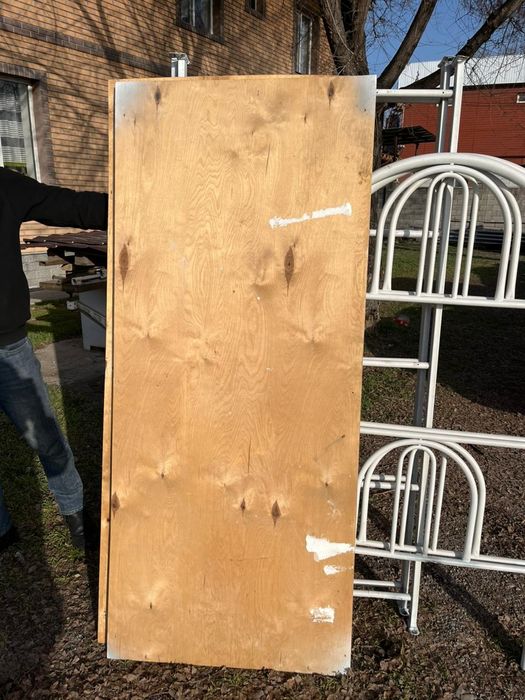 Двухъярусная кровать