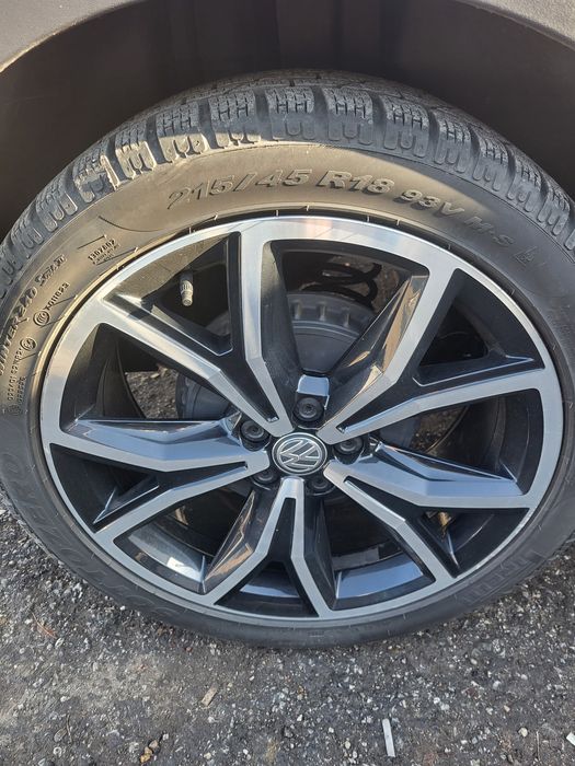 Jante 5x100 VW T-Cross OEM anvelope 215 45 R 18 125 lei/buc. IARNĂ