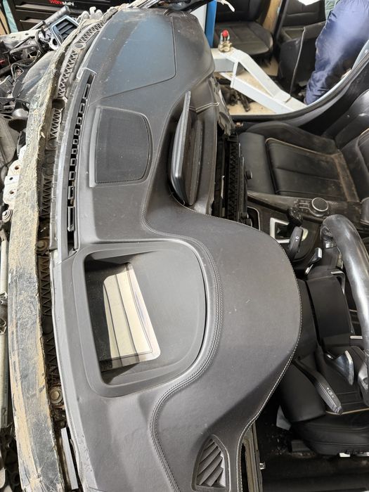 Шито табло Напа кожа от м3 м4 ф80 ф82 ф30 ф32 ф36  headup