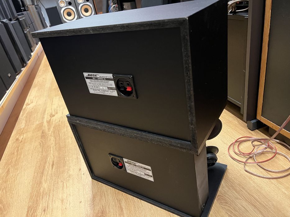 Boxe Bose 301 Series III