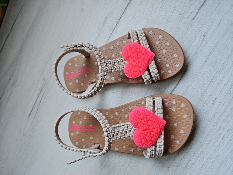 Детски сандали Ipanema