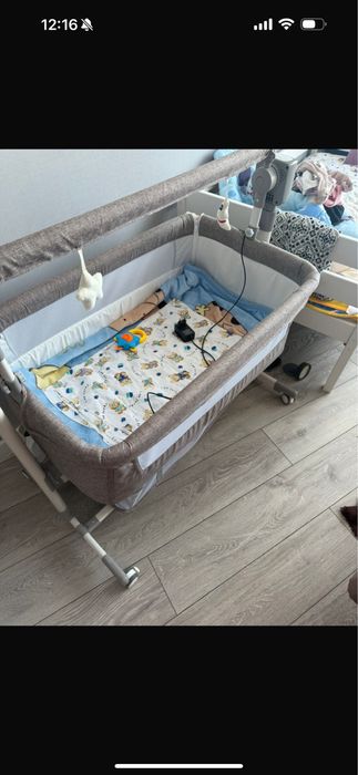 Манеж-кроваать детская