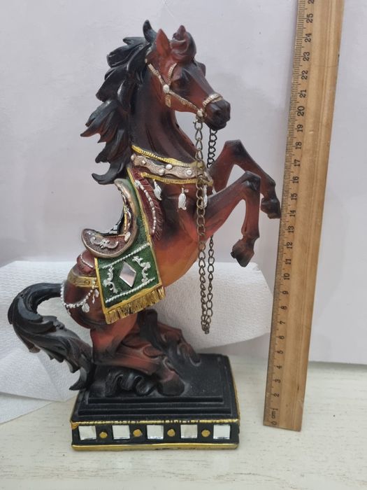 Статуэтка Вздыбленная Лошадь. С полки