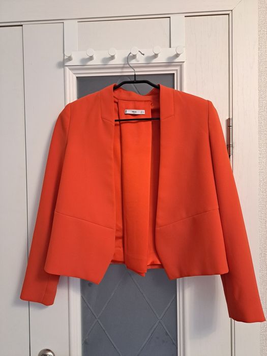 Продам жакет Mango, S, 5000 тг