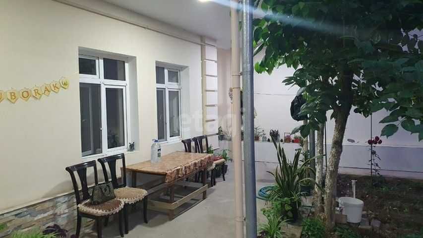 Продам дом на участке (3 сотки) в Мирзо-Улугбекском районе,Авайхон