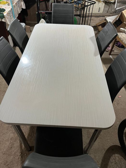 Стол и стулья город шымкент