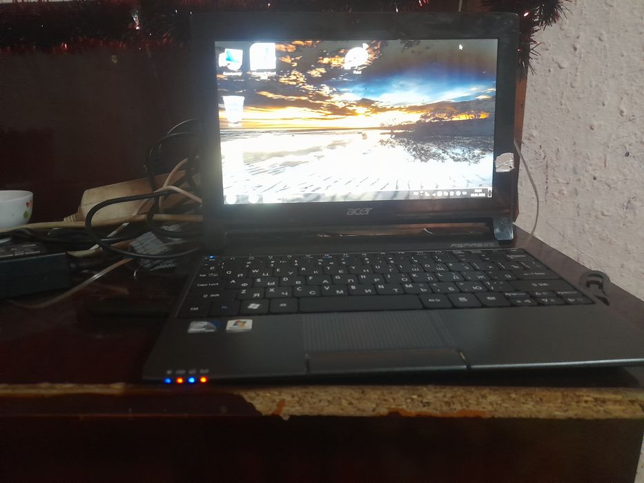 Noutbuk Acer sotiladi