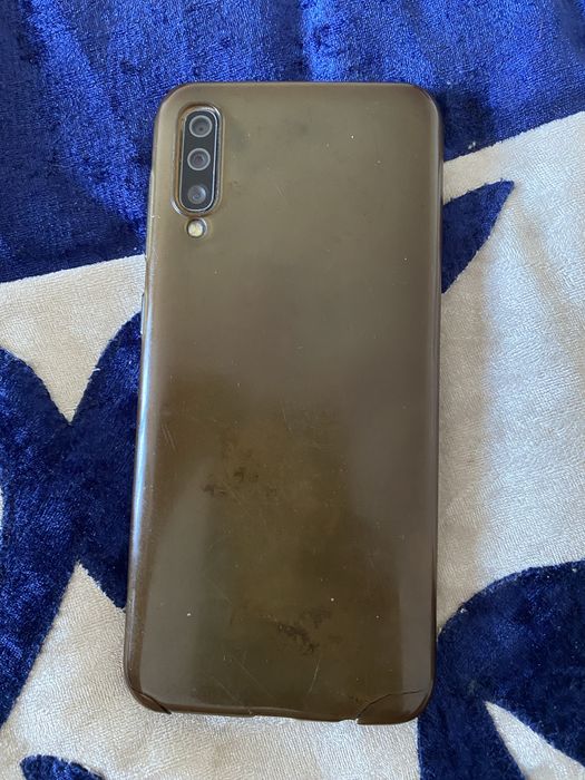 Продам самсунг а50