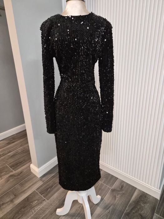 Rochie neagra cu paiete