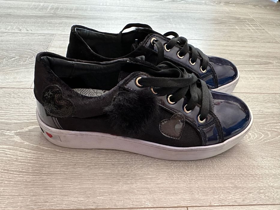 Adidasi Love Moschino 40 negri