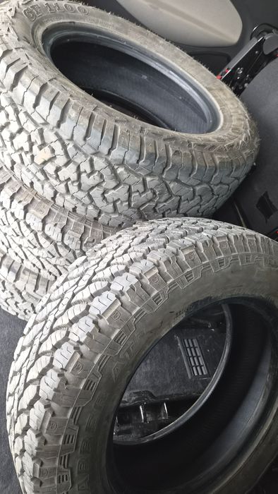 ПРОДАВАМ 4 бр. гуми General Grabber AT3 215/65 R16C (товарни)