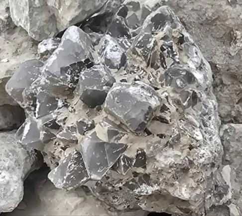 Целестин (Целестит, Сульфат стронция) SrSO4 Celestine Celestite