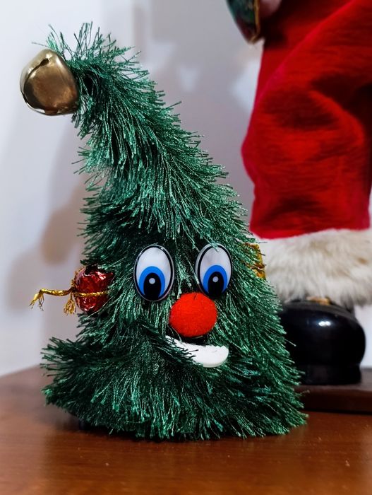 Ofertă Moș Crăciun cu sticlă de coca cola