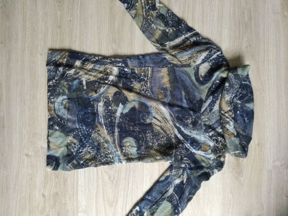 флорална блуза на Iltokoni,H&M, Kikiriki,
