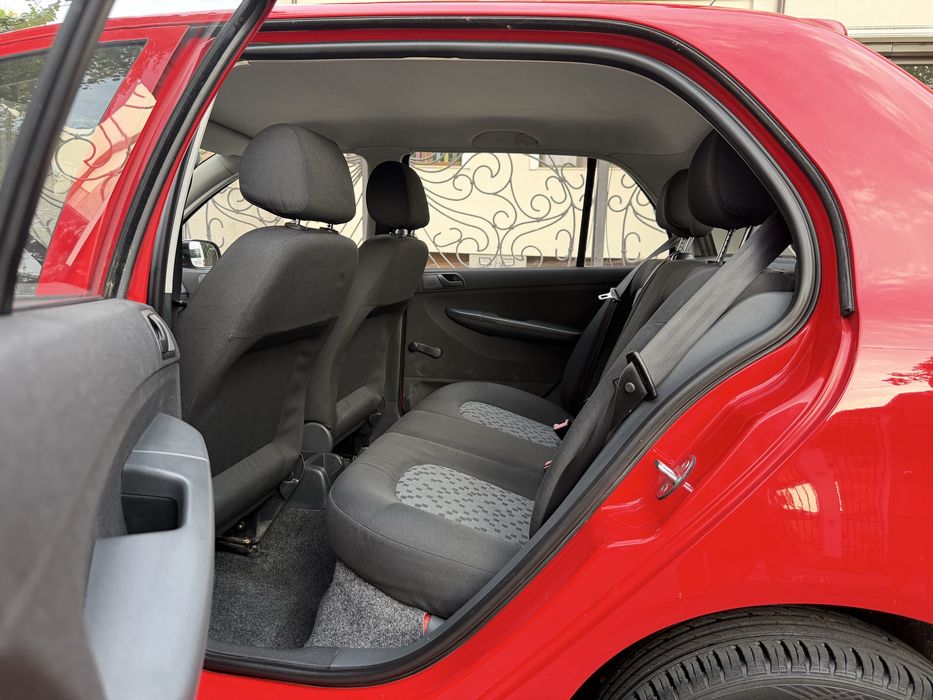 Skoda Fabia 2007 Cu Doar 64.000km 1.2benzina