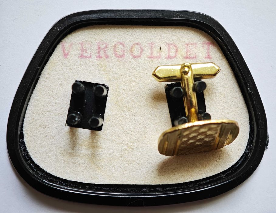 Butoni clasici pentru camasa, placati cu aur 18k