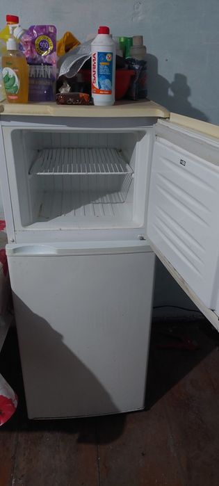 Холодильник продам