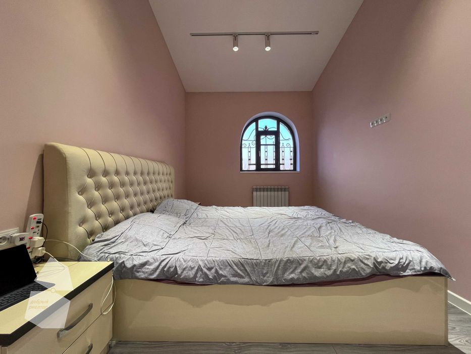 (Добрый) ЖК White House, 115 м², 4 комнаты 2 этажная, Звездная