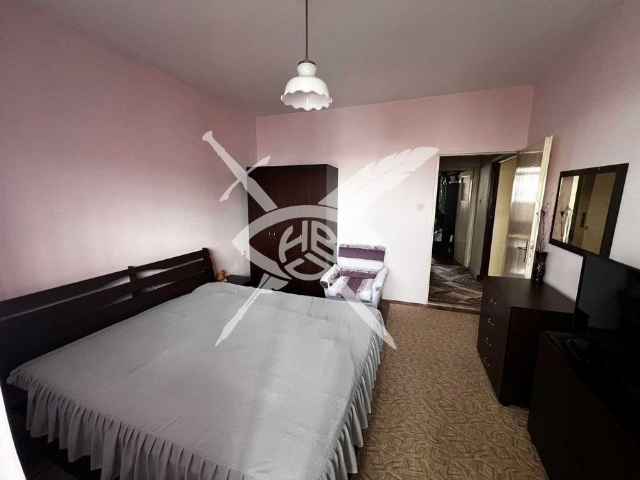 Продава се Четиристаен апартамент в Бургас, Меден рудник - зона А - 93 кв.м за 1052 €/кв.м - Снимка #13