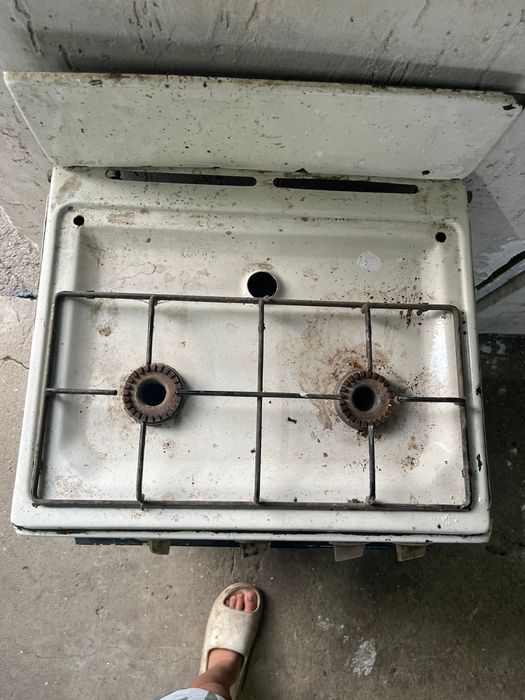 Продам газплиту работает