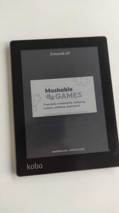 Kobo Aura – електронен четец, 6", подсветка, с калъф, отличен вид