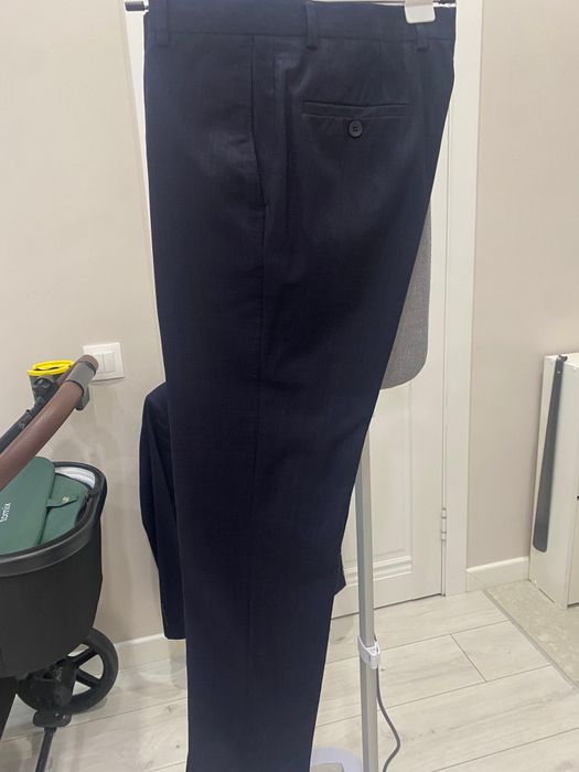 Продается костюм мужской