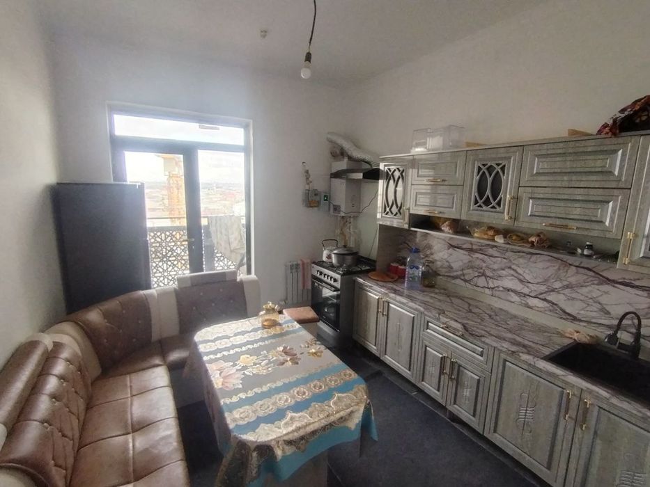 Bollarni olamiz oʻqiydgan ishledigan toza saqlaydigan yaxshi bollarni