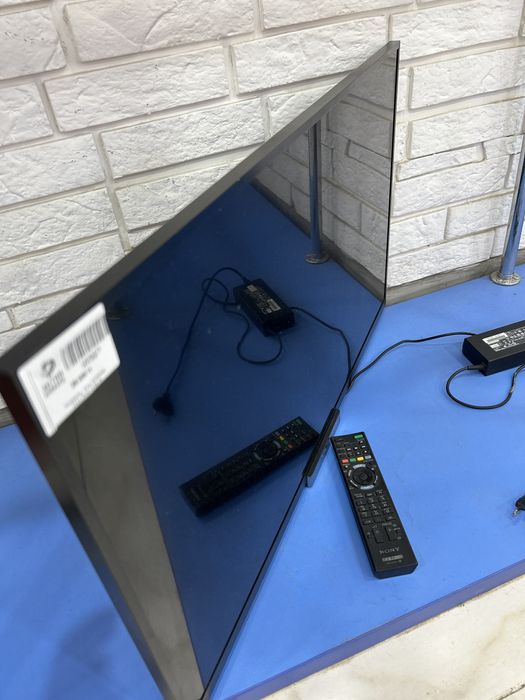Телевизор Sony 32дюм без смарта 2014год