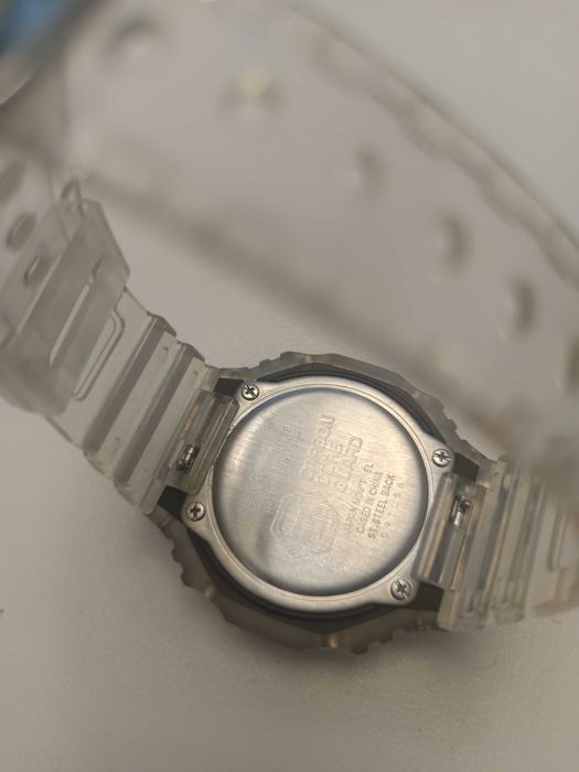 Часовник g-scock