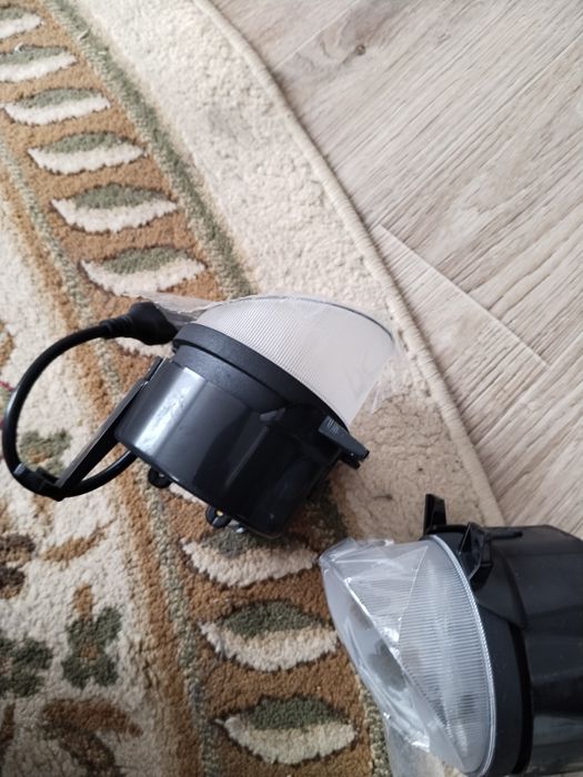 Продам противотуманные фары
