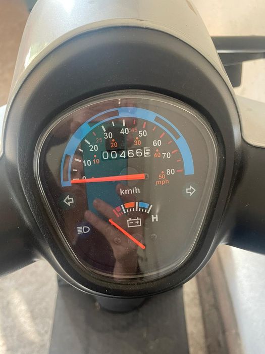 Scuter electric în stare foarte buna