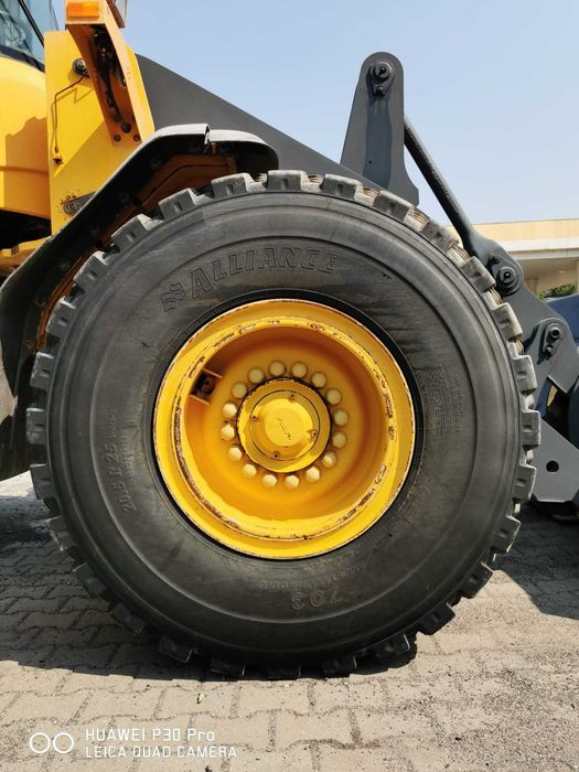 Incarcator frontal VOLVO L90F