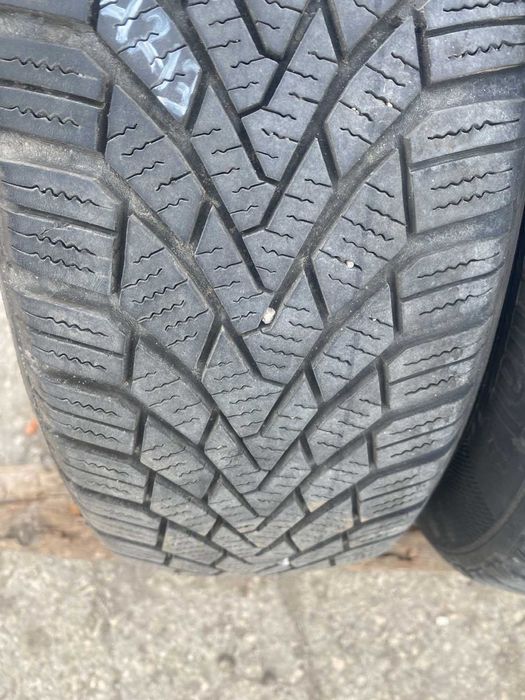 2 броя Зимни Гуми Continental 185/65 R15 DOT 4213 ном 109