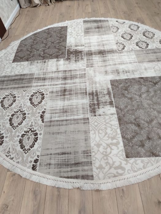 Продам ковер 3*3