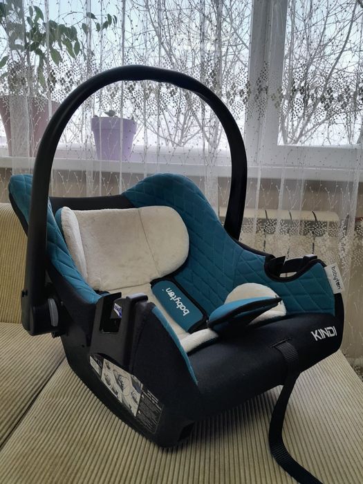 Продам автокресло