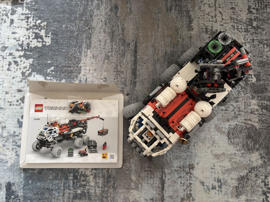 Lego Technic 42180