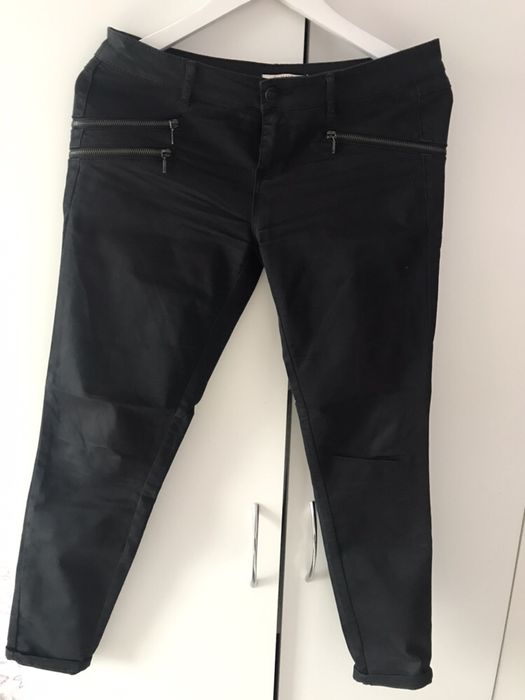 Pantaloni negri camaieu