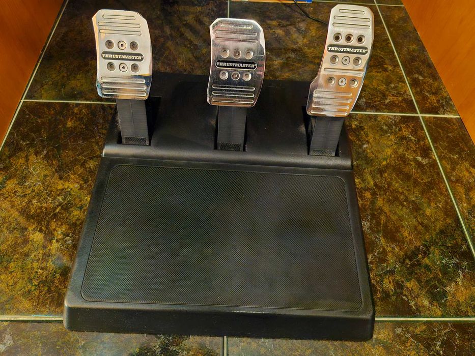 Thrustmaster T300 + адаптер