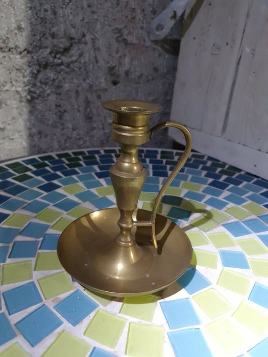 Стари месингови свещници