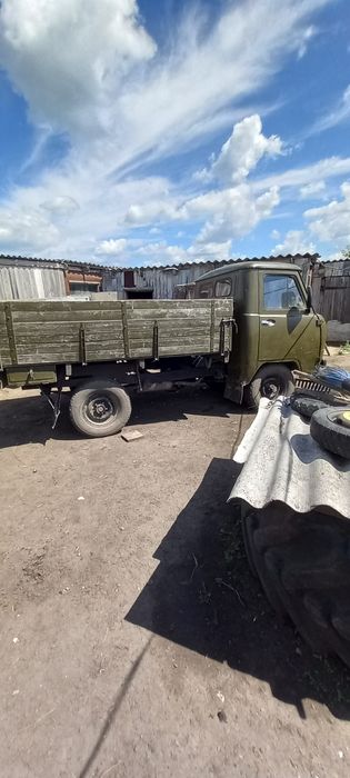 Продам уаз бортовой хорошем состояние