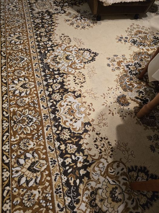 Подарявам употребяван персийски  килим