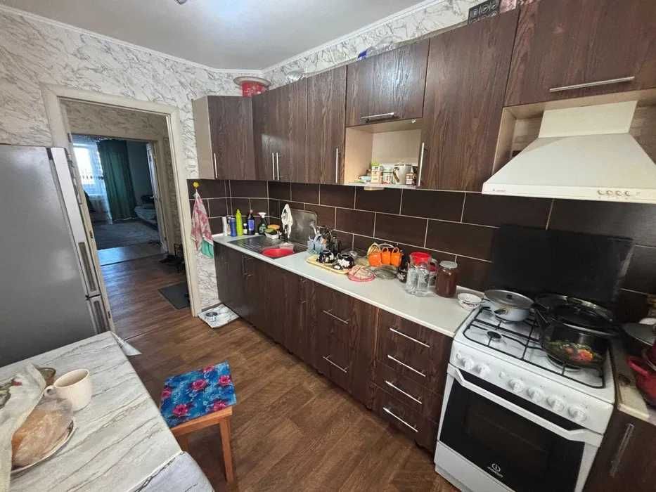 продам квартиру 3-комнатную