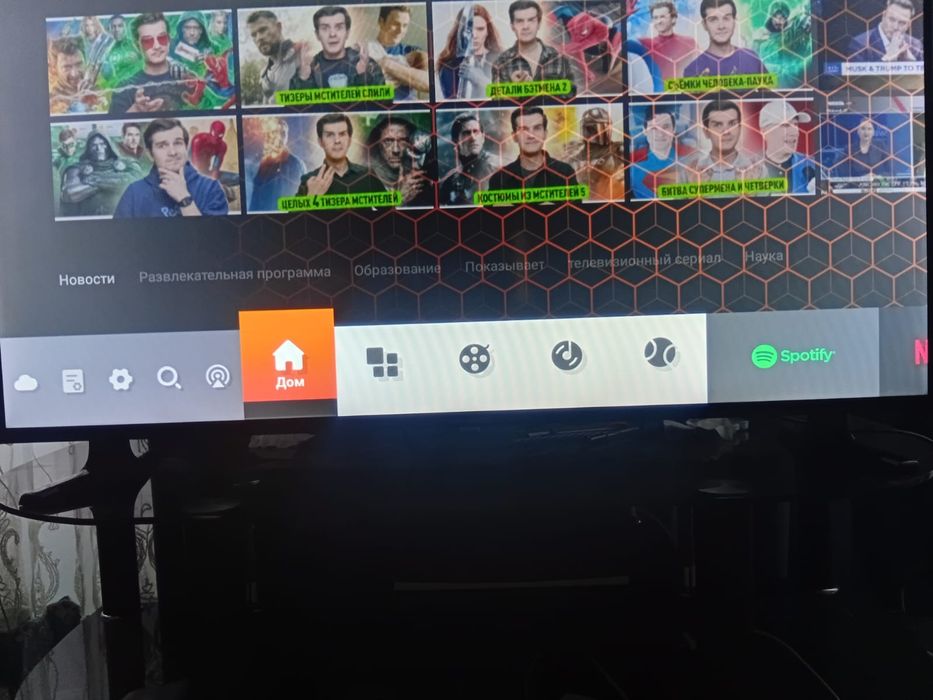 2 Телевизора Leadbros Smart 42 и 32