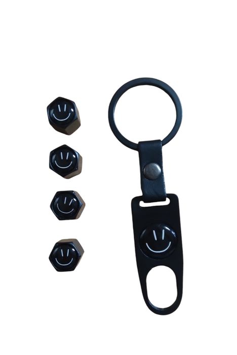 Капачки за вентили на гуми 4бр. с Ключодържател Ключ за стягане Металн